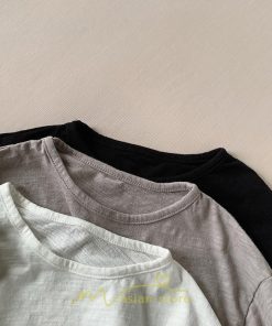 衣装 服 | 子供服 キッズ 無地 長袖Ｔシャツ コットン Tシャツ 男の子 女の子 韓国こども服 ベビー服 春 男女兼用 ナチュラル 冬 カジュアル 秋