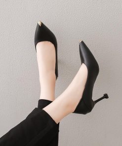 パンプス | ポインテッドトゥピンヒール 紐なし スリップオン ミドルヒール 黒 柔らか 滑り止めソール シューズ 30代40代 レディース 靴 オフィス