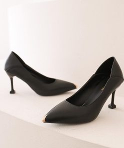 パンプス | ポインテッドトゥピンヒール 紐なし スリップオン ミドルヒール 黒 柔らか 滑り止めソール シューズ 30代40代 レディース 靴 オフィス