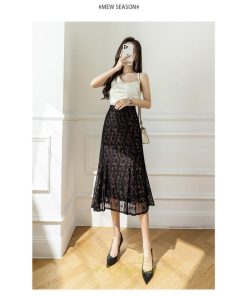 スカート | レース きれいめ 30代 40代 50代 着やせ 上品 春夏秋冬 ハイウェスト 花柄 コーデ 黒 ひざ下 膝下 知的 Aライン オシャレ 脚長効果 通勤OL 着痩せ
