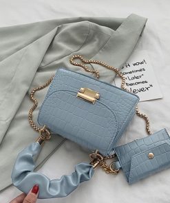 ショルダーバッグ | クロコ型押し ポーチ付き