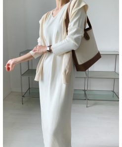 ニットワンピース | ワンピース 秋冬 ロングワンピース ミモレ丈 無地 ゆったり 体型カバー 柔らか 大人 長袖 20代30代 セーター Vネック アウター ニット 50代