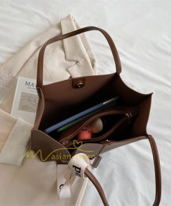 女性用バッグ | トートバッグ レディース A4 大容量 手提げ 鞄 おしゃれ PUレザー 通勤通学 無地 シンプル オフィス 上品 20代30代40代 お出かけ ビジネスバッグ ポーチ付き