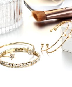 その他アクセサリー | 4点セット 星 カフブレスレット モチーフ ラインストーン 女友達 月 キラキラ カフバングル レディース 誕生日プレゼント アクセサリー