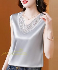 キャミソール タンクトップ | レディース トップス タンクトップ ノースリーブ 無地 『襟元レースデザインタンク』 Ｖネック Ｖネックタンク 春 インナー 20代30代40代50代 カジュアル 着痩せ