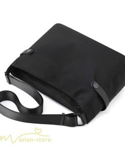 メンズバッグ | ショルダーバッグ 2サイズ シンプル 軽量 ボディバッグ 肩掛け 斜めがけ ワンショルダーバック 軽い 肩がけ カッコウイイ ナイロン製 2色 鞄 バッグ 小さめ