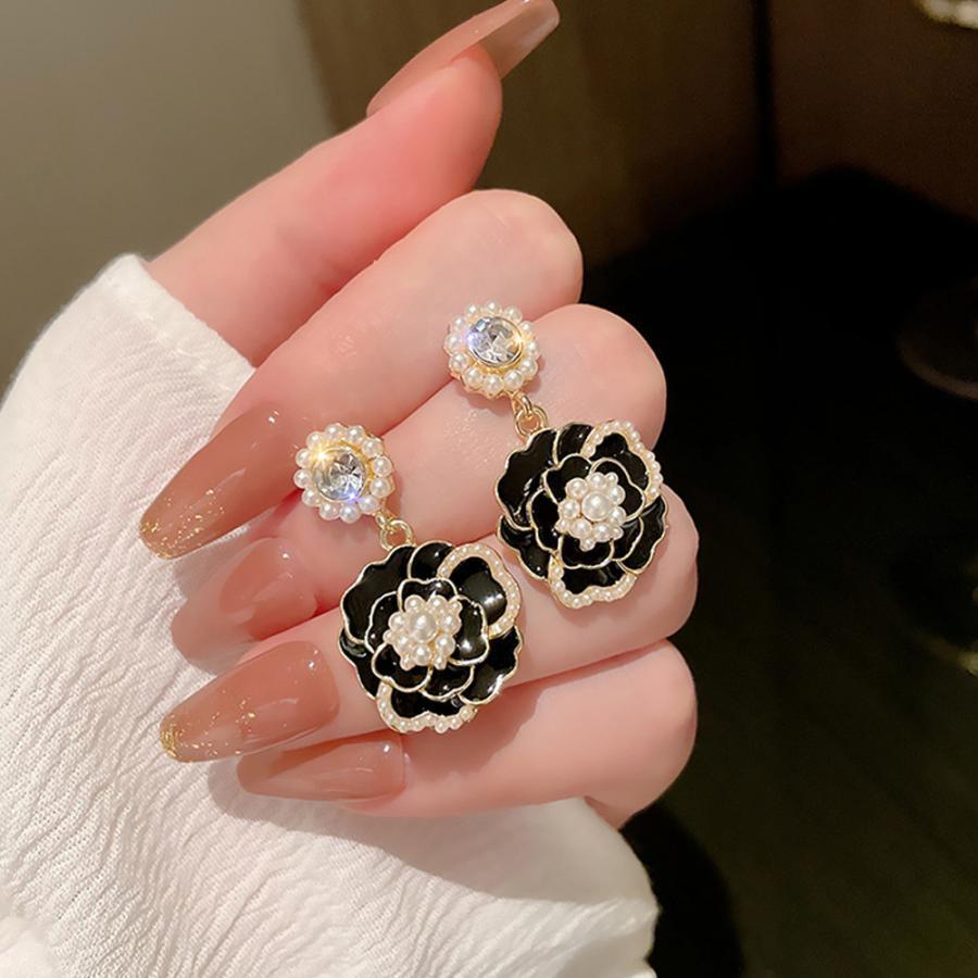 その他アクセサリー | ツバキ ピアス 韓国 アクセサリー 女性