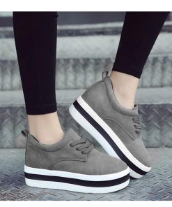スニーカー | 厚底レディースシューズ 靴 スポーツ ランニングシューズ 軽い 可愛いカジュアル 脚長効果 ヒール 歩きやすい シンプル 無地