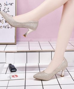 パンプス | キラキラポインテッドトゥ ピンヒール 異素材 スリップオン 紐なし ストラップなし 滑り止めソール 30代 黒 靴 レディース シューズ