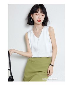 キャミソール タンクトップ | タンクトップ レディース 秋 秋服 レイヤード インナー ノースリーブ 重ね着 夏秋物 ベーシック Vネック しわにくい とろっと滑らかな肌触りの落ち感素材