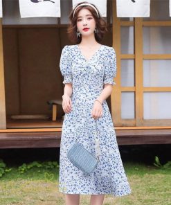 ミディアム | ワンピース サマーワンピース レディース 着痩せ Vネック スカイブルー 花柄 裾口スリット 膝丈 きれいめ おしゃれ 上品 半袖 お出かけ フレア 大人 薄手