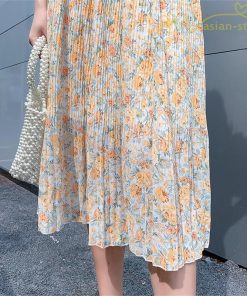 ミディアム | ワンピース プリーツフレア フェミニン Aライン リボンデザイン 小花柄 リゾートワンピ ウエストゴム ハイウエスト 2020新制作 ピンタック 夏コーデ 薄手