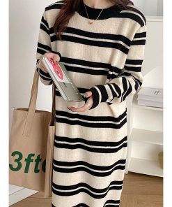 ニットワンピース | ワンピース 秋冬 ロングワンピース ミモレ丈 ボーダー ゆったり 体型カバー 柔らか 大人 長袖 ニット 50代 20代30代 アウター セーター