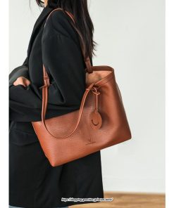 女性用バッグ | ショルダーバッグ 肩掛け 韓国風 レディース バッグ シンプル カジュアル 軽量 韓国バッグ プレゼント ギフト 軽い 通勤 30代 50代 20代 10代 通学 40代