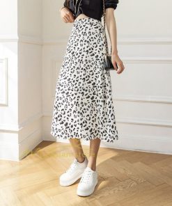 スカート | ミモレ丈 柄 ロング 秋 フレアウエストゴム ヒョウ柄 マキシ 白 黒 カジュアル 通勤通学 ロング20代30代40代 お出かけ