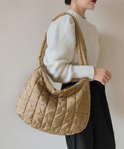 トートバッグ | キルトショルダーバッグダウン風レディース