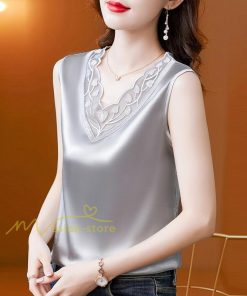 キャミソール タンクトップ | レディース トップス タンクトップ ノースリーブ 無地 『襟元レースデザインタンク』 Ｖネック Ｖネックタンク 春 インナー 20代30代40代50代 カジュアル 着痩せ