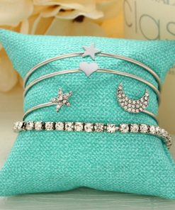 その他アクセサリー | 4点セット 星 カフブレスレット モチーフ ラインストーン 女友達 月 キラキラ カフバングル レディース 誕生日プレゼント アクセサリー