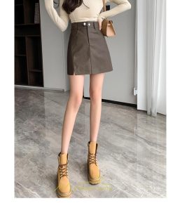 スカート | ミニレディース レザー Aライン タイト フェイクレザー 美シルエット シンプル ショート丈 着回し 通勤 お出かけ カジュアル