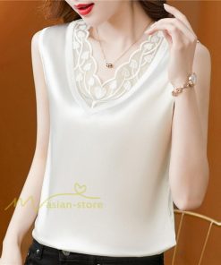 キャミソール タンクトップ | レディース トップス タンクトップ ノースリーブ 無地 『襟元レースデザインタンク』 Ｖネック Ｖネックタンク 春 インナー 20代30代40代50代 カジュアル 着痩せ