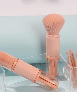 その他小物 | 一体型 蓋付き メイクブラシ 4本セット