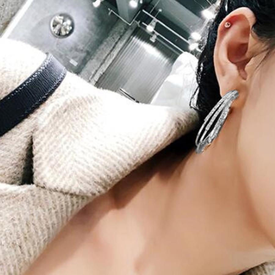 その他アクセサリー | 大ぶり ビジューピアス シルバー フープピアス 3連 リング ストーン きれいめ ゴールド