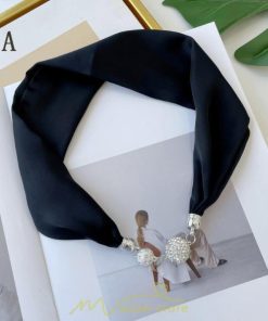 マフラー・スカーフ | スカーフ レディース 春夏秋用 無地 飾り付き プレゼント ギフト 通勤 お出かけ リゾート 旅行 大人可愛い 上品 お洒落 同窓会 食事会 卒園式 エレガント 入園式