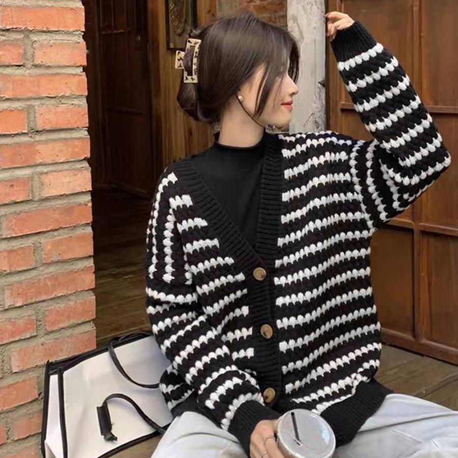 カーディガン | 配色ボーダー柄ニットカーディガンVネック