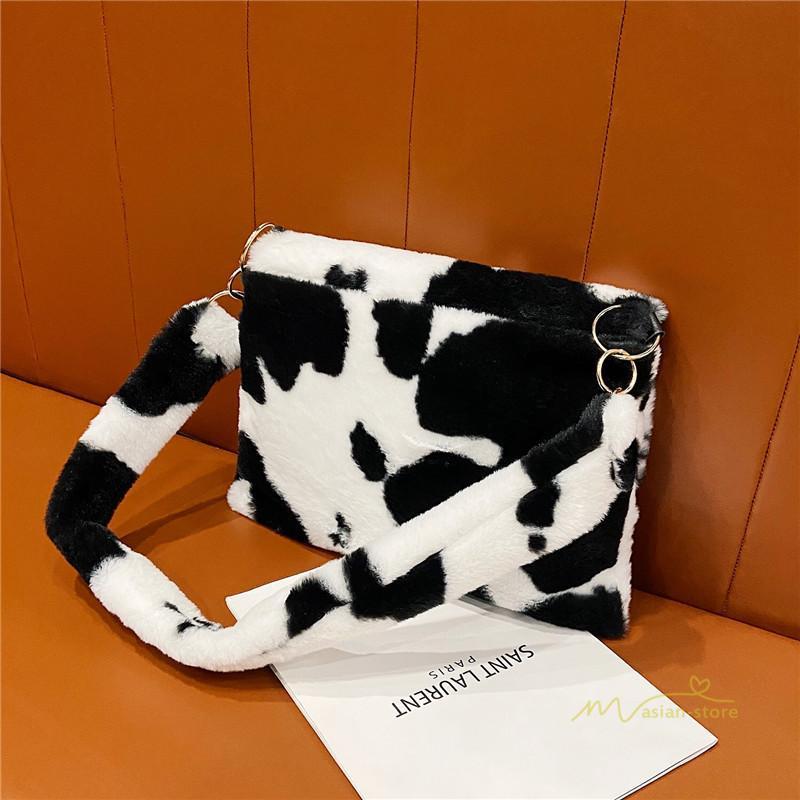 女性用バッグ | バッグ レディース ショルダーバッグ 肩掛け 可愛い 斜めがけ 鞄 かばん 黒白 もこもこ 春物