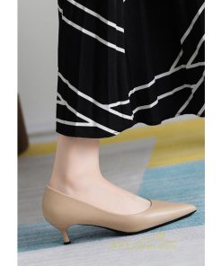 パンプス | 20.5cm~26.5cmミドルヒール ポインテッドトゥ 走れる ヒール レディース 結婚式 通勤 二次会 小さいサイズ 大きいサイズ 仕事 面接 30代