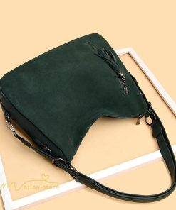 女性用バッグ | リュック リュックサック レディース ショルダーバッグ レディースバッグ 大容量 レザー カバン シンプル 便利 お出かけ おしゃれ カジュアル 収納 大人 大きめ