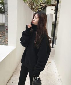 パーカー | レディースショート丈パーカ ハイネック トレーナー 小さい トップス 可愛い ピンク 黒 重ね着 薄起毛 長袖 モデルさん：150cm 秋服