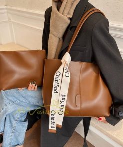 女性用バッグ | トートバッグ レディース A4 大容量 手提げ 鞄 おしゃれ PUレザー 通勤通学 無地 シンプル オフィス 上品 20代30代40代 お出かけ ビジネスバッグ ポーチ付き