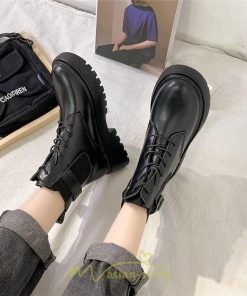 ショートブーツ | ブーツ レディース レースアップブーツ 履きやすい 卒業式 袴ブーツ 送料無料 スムース つやあり 美脚 編み上げ ブラック 黒 つや消し