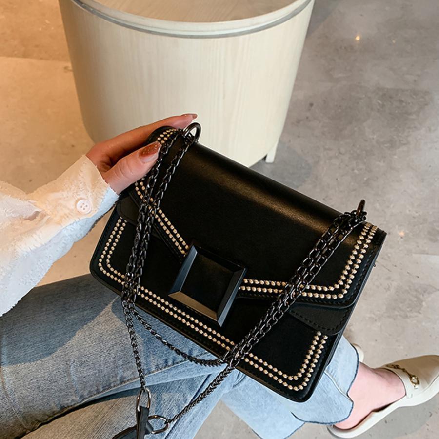 ショルダーバッグ | スクエアバッグ かばんブラック 肩掛け チェーンバッグ 斜めがけ ミニレディース 小さめ レザー 大人