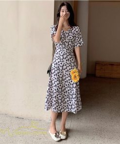 ミディアム | ワンピース レディース 着痩せ 花柄 半袖 大きいサイズ 上品 Aラインワンピース ゆったり Vネック ハイウエスト ミディアム丈 お出かけ 通勤 ひざ丈 通学