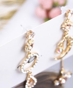 その他アクセサリー | 大ぶりピアス イヤリング ロングピアス レディース アシンメトリー 揺れる キラキラ