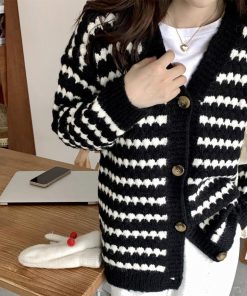 カーディガン | 配色ボーダー柄ニットカーディガンVネック