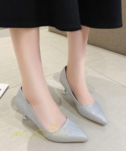 パンプス | レディース 疲れにくい ミドルヒール ポインテッドトゥ カジュアル アウトドア 痛くない 美脚 キラキラ 結婚式 人気 靴 春 宴会 シューズ パーティー