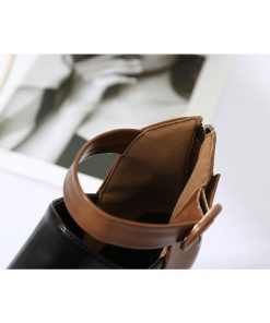 ショートブーツ | 大きいサイズレディース チャンキーヒール ポインテッドトゥ 太ヒール 合皮ブーツ バックファスナー ブーツ 黒ブーツ バイカラー ミドルヒール