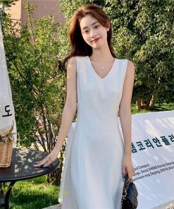ミディアム | ワンピース レディース ノースリーブ 着痩せ 春 夏 新作 無地 きれいめ サマーワンピース 20代 30代 40代 Vネック エレガント 韓国風 上品 通学 通勤 大人