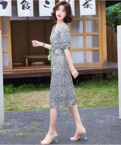 ミディアム | ワンピース レディース 着痩せ 花柄 Vネック 半袖 膝丈 サマーワンピース きれいめ エレガント 30代 40代 50代 大人 春 薄手 ひざ丈 お出かけ 上品 夏 デート