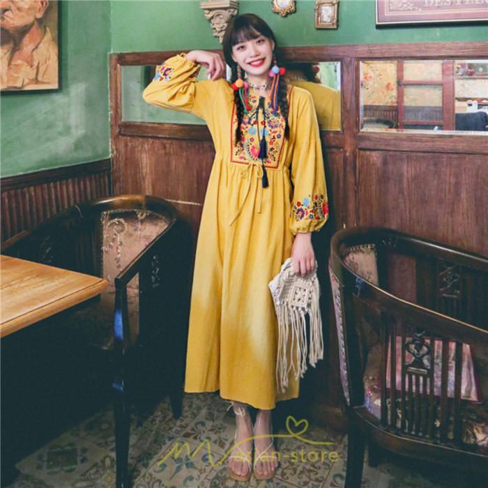 マキシ | ワンピース ロングワンピ パーティー お呼ばれ デート ゆったり 女子会 食事会 白 赤 黄色 青 Aライン 長袖 エスニック風 2022年夏秋新作 刺繍 Vネック 綿麻