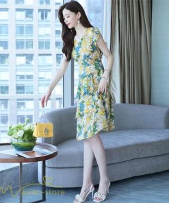 ミディアム | ワンピース レディース Vネック 半袖 花柄 おしゃれ Aライン ミディアムワンピース 着やせ エレガント 大きいサイズ 上品 膝丈 20代 30代 大人 40代