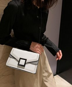 ショルダーバッグ | スクエアバッグ かばんブラック 肩掛け チェーンバッグ 斜めがけ ミニレディース 小さめ レザー 大人