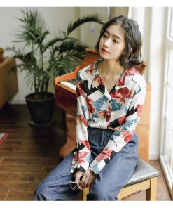 在庫ある | ブラウスレディースシャツ ファッションシャツ プリント花柄シャツブラウス 長袖 Vネック 春夏秋衣装 通学通勤 おしゃれ 着痩せ OL 体型カバー ゆったり 薄手