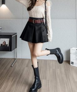 ミニスカート | プリーツレザースカート ベルト付き 秋冬