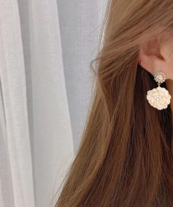 その他アクセサリー | ツバキ ピアス 韓国 アクセサリー 女性