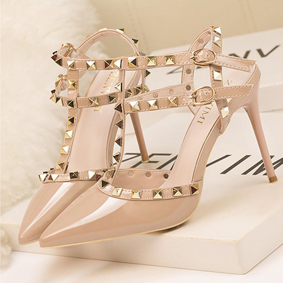 サンダル | ハイヒール キャバパンプス レディース パーティー アンクルストラップ結婚式靴 スタッズpumpsポインテッドトゥ サンダルパンプス
