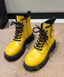 ショートブーツ | ブーツ レディース 黒 低反発 黄色 白 編み上げ 歩きやすい 足が痛くならない 厚底 おしゃれ 春 50代 40代 秋 30代 新作 20代